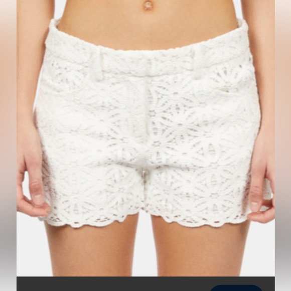 THE KOOPLES Women's White EMBROIDERY Shorts sz 0  can fit to small